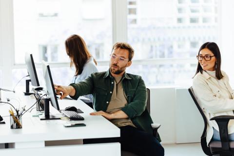 Go to article Sending Thousands of Job Applications with No Response? Read This.