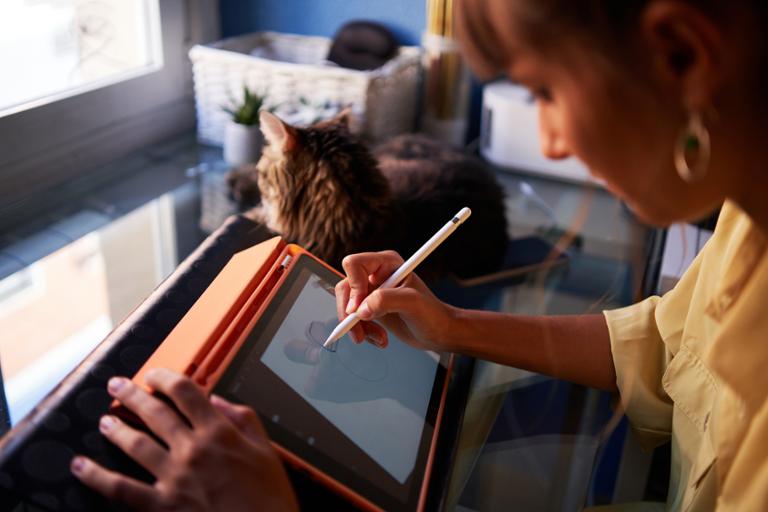 GettyImages-1436224847.jpg Main image of article How to Become a UI/UX Designer