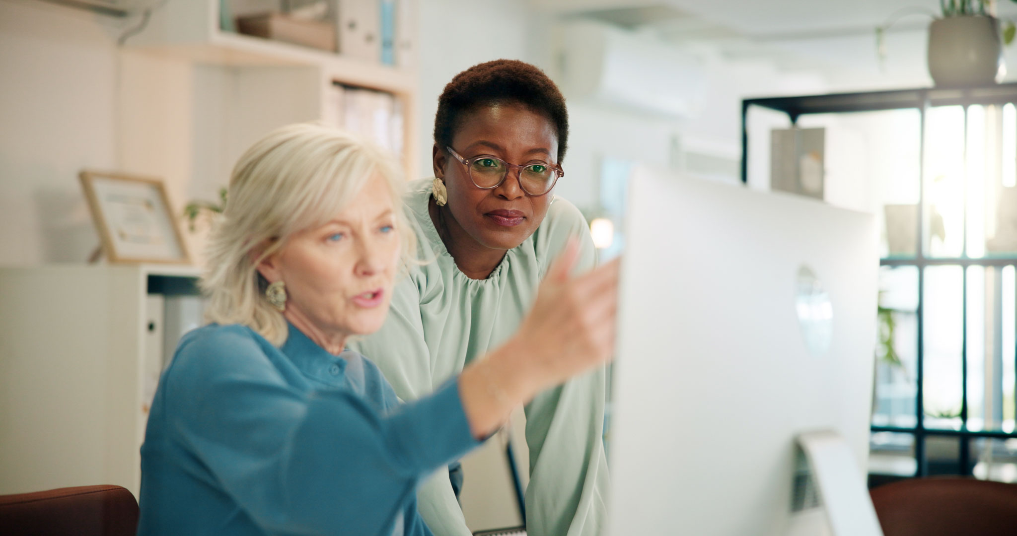 How to Hire Data Analysts — Costs, Steps and Tips