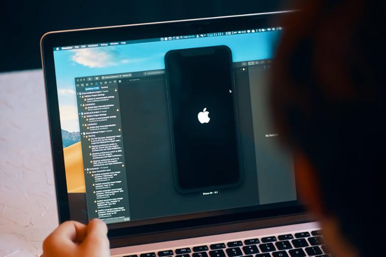 shutterstock_1294805476.jpg Main image of article 4 Ways Swift is Helping Apple Achieve a Truly Unified Ecosystem
