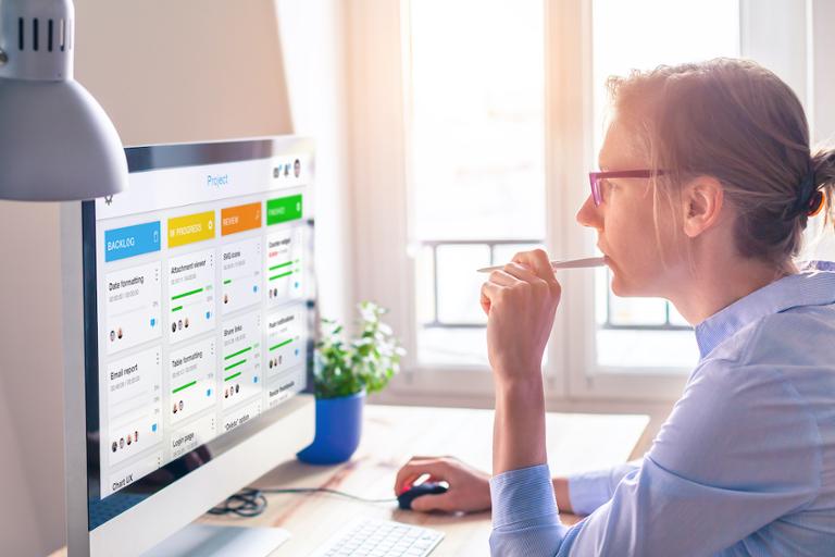 shutterstock_1376318213.jpg Main image of article Agile Training: The Best Courses, Where to Start, and the Demand for Agile