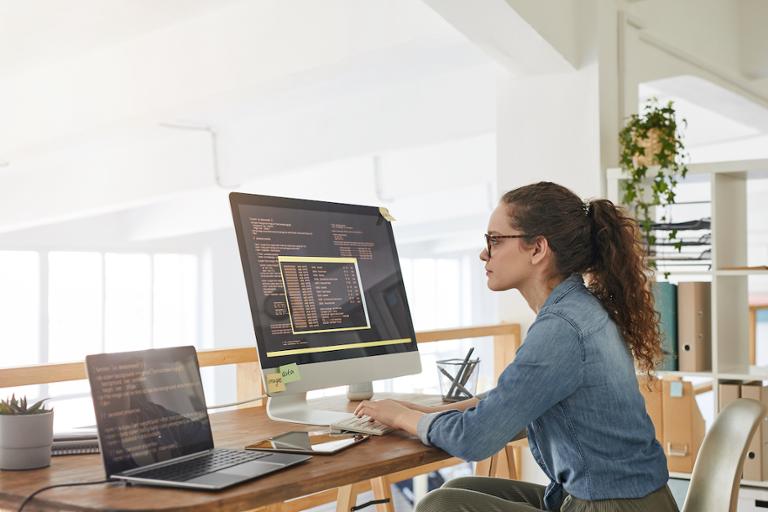 shutterstock_1774612406.jpg Main image of article Scrum Master Salary: Starting, Average, and Degrees You Need