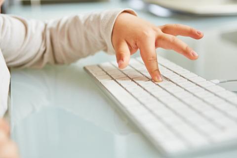 Go to article How Old are Most Developers When They First Start Coding?