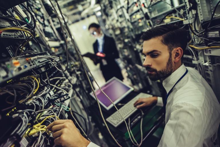 shutterstock_753875071.jpg Main image of article IT Support Specialists are in Demand. How Much Does the Job Pay?
